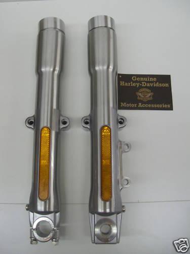 Harley davidson softail lower fork sliders 2007 top !