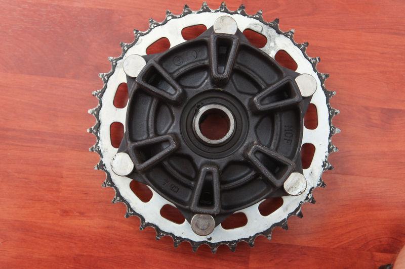 Honda 05 cbr 1000rr rear sprocket hub 2005 04 06 07 05 hub bearing