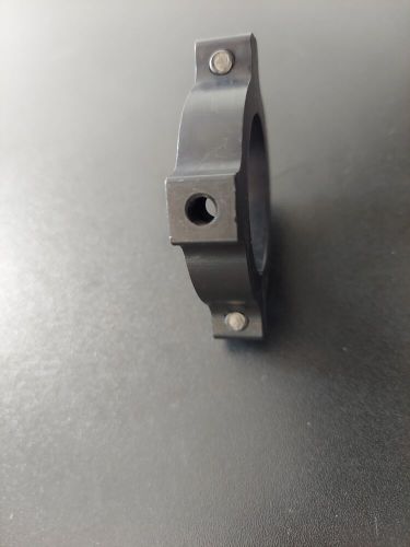 1.5&#034; roll cage clamp with 1/4&#034; threaded hole