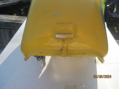 1976 suzuki rm 250 gas tank w/petcock oem