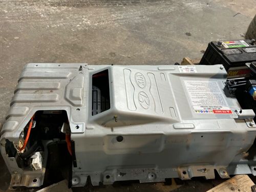 2011-2015 hyundai sonata blue drive ev battery