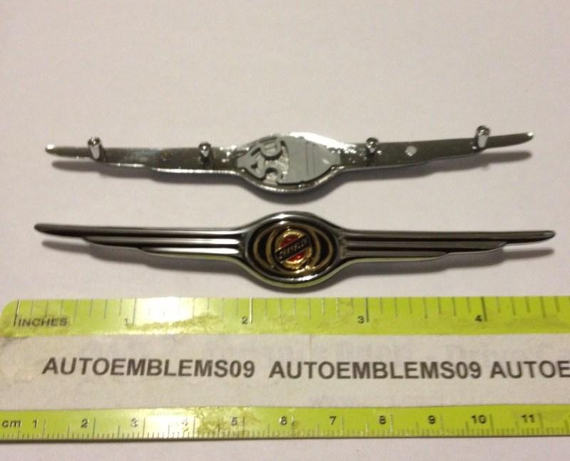 New chrome chrysler 300, srt8 wing symbol 4 1/2" emblem