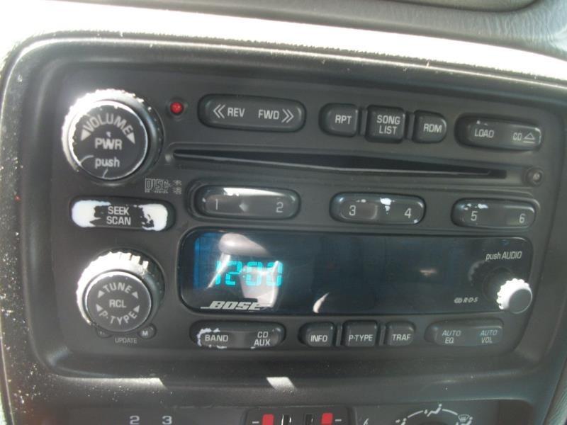 2002-2005 gmc envoy audio equipment am-fm-cd6-uc6-uqa