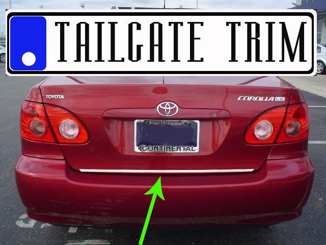 Chrome tailgate trunk molding trim - toyota