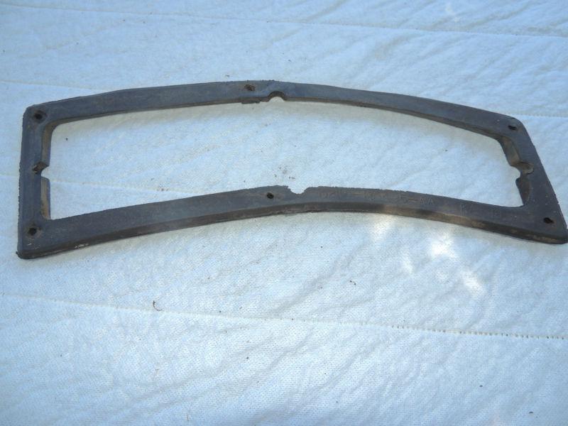 77-79 ranchero rh tail light assembly gasket