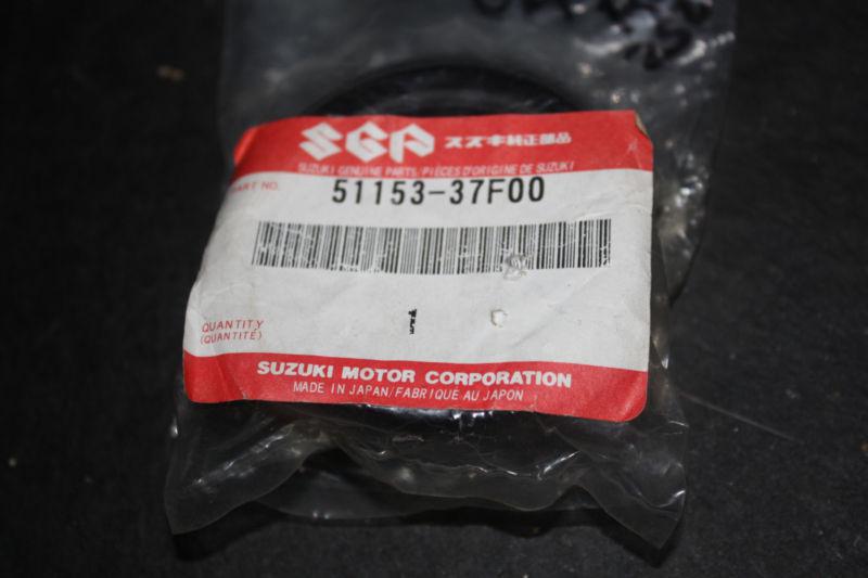 Nos suzuki oil seal 51153-37f00