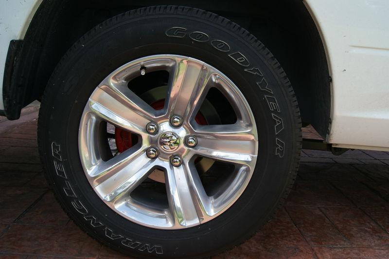  set of 4 factory dodge ram 2013 20 inch rims and original tires good year !!!