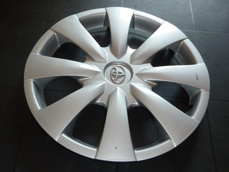 Toyota corolla hubcap wheelcover great replacement 2009-2013 retail $71 ea c4