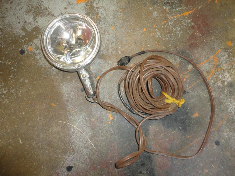 Vintage hand held 12v chrome spot light- electroline model 82