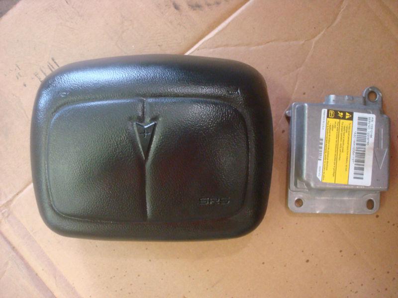 00 02 pontiac firebird driver side ebony airbag and module oem