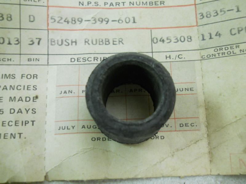 Honda nos c70, cb1000, cb125, cb50, upper rubber bush, # 52489-399-601   d20