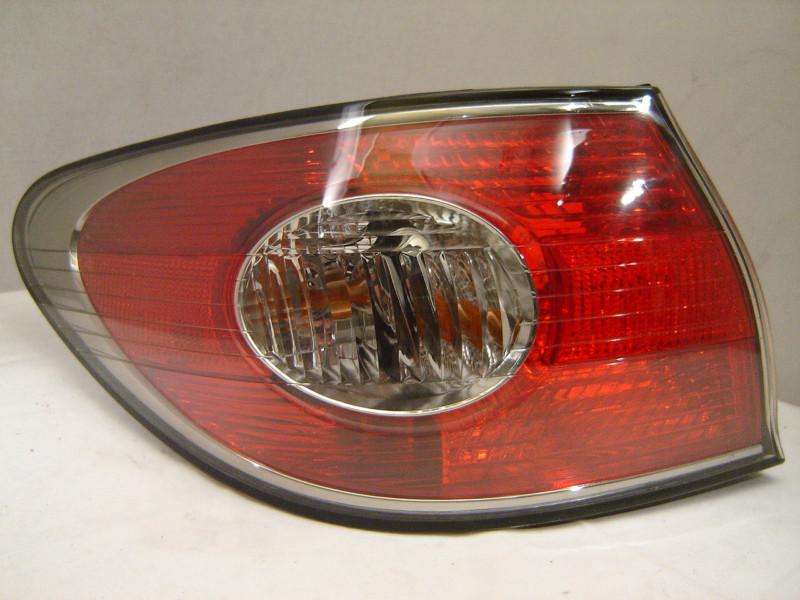 Lexus es300 / es330 left tail light 02 03 04 oem