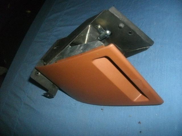 1976 77 78 79 80 volare aspen dash ashtray assembly with lighter and light brown