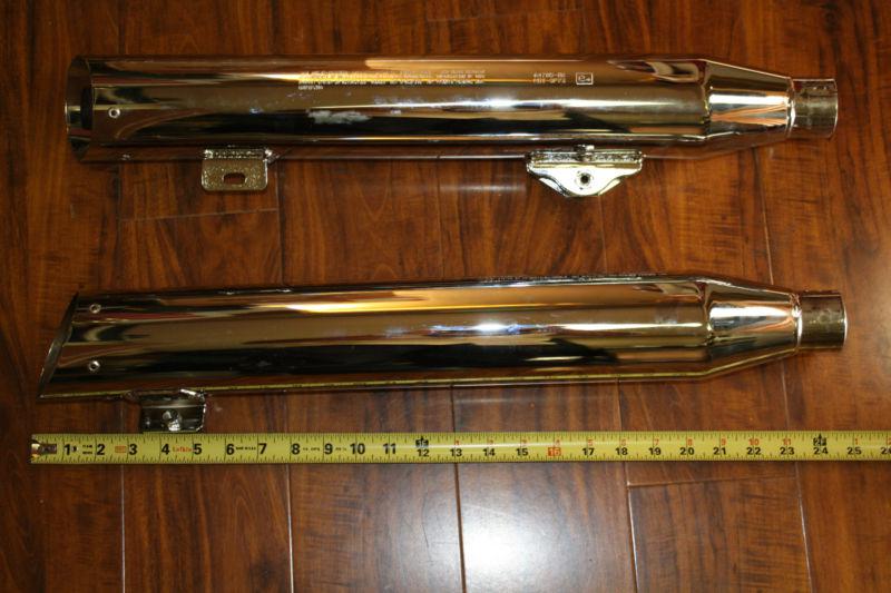 Harley 08 fxdf dyna fatbob oem mufflers - 64705-08 / 64987-08