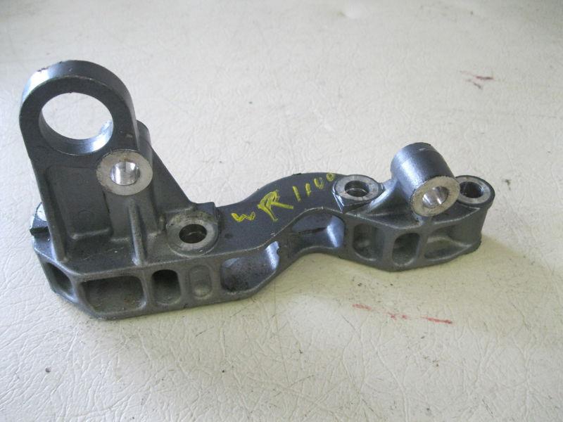 Yamaha waveraider 1100 1996 96 exhaust bracket