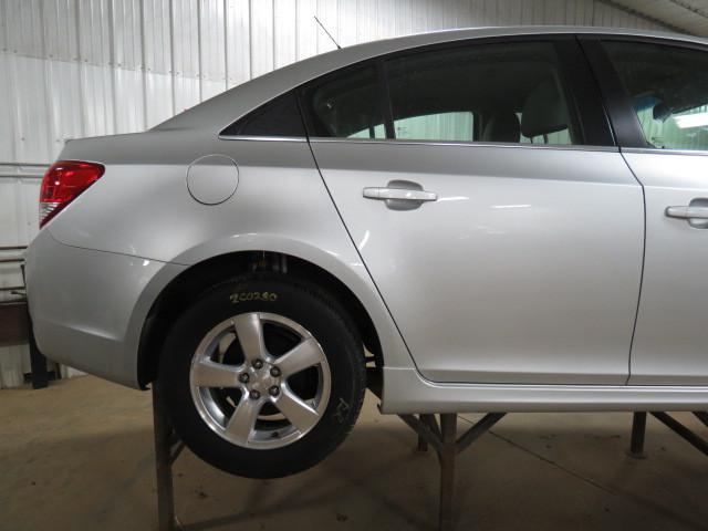 2012 chevy cruze 17279 miles rear or back door right 2531521