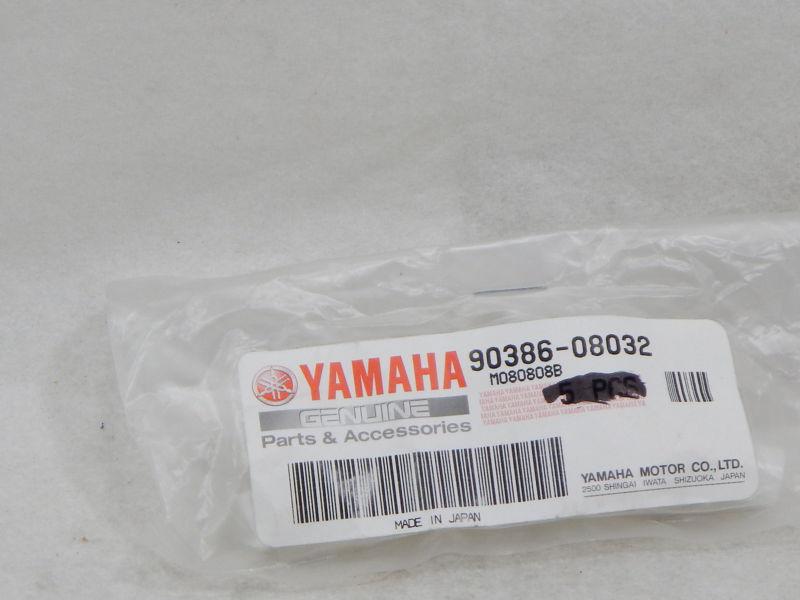 Yamaha 90386-08032 bushing *new