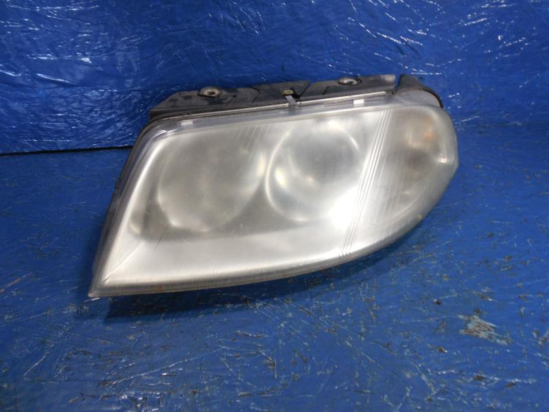 2001-2005 volkswagen passat driver side head light oem 