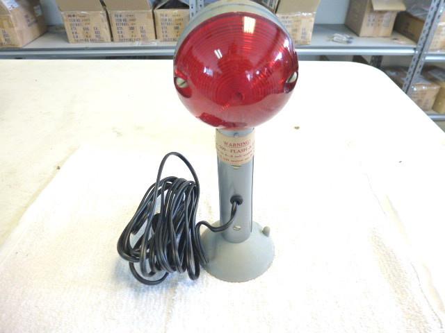 Nos 1950's flash a lite warning signal accessory !!!