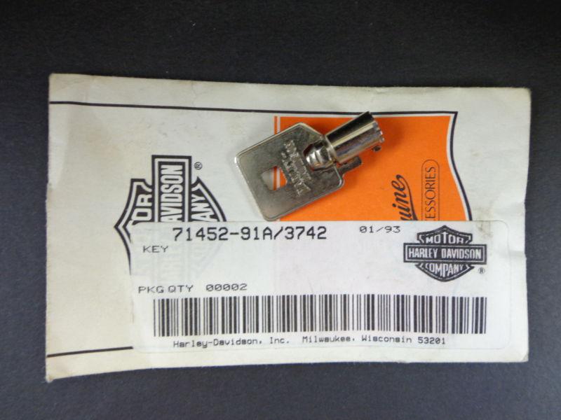 Harley davidson barrel key ignition/fork lock key 71452-91a 3742