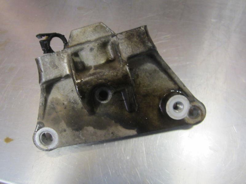 Vn009 motor mount bracket 2006 chrysler town & country 3.8