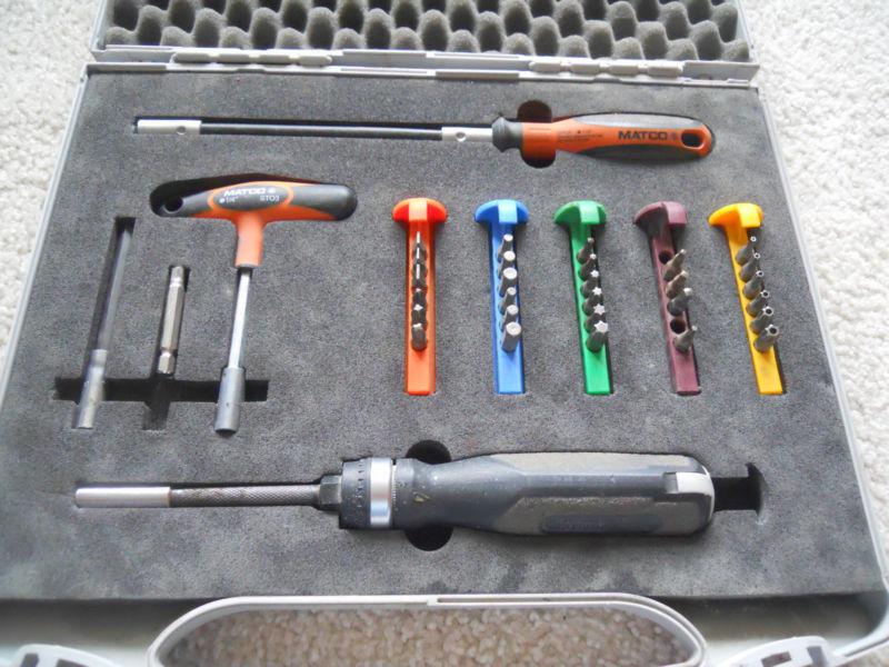 Pre-owned matco and witte screwdriver set with 29 various bits