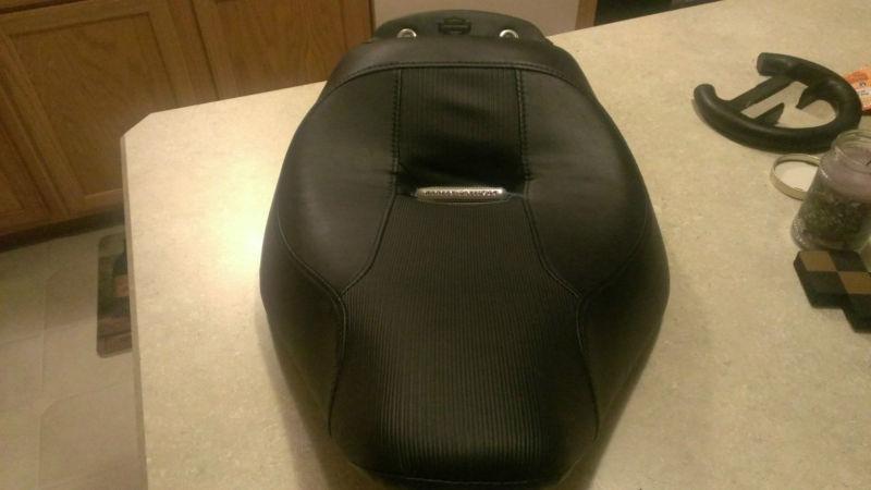 Harley breakout fxsb oem front drivers seat