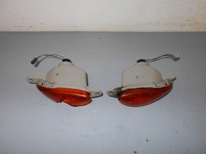 #5218 - 2003 03 04 05 06 07 suzuki hayabusa  front turn signals