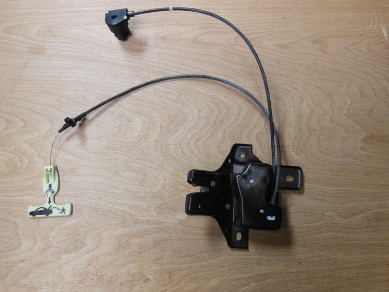 01 02 03 04 05 ford taurus mercury sable trunk latch 2001 2002 2003 2004 2005