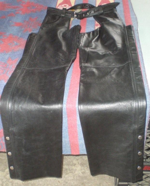 Excelled mans leather chaps