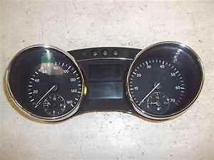 06 07 r350 r500 oem speedometer speedo cluster 77k