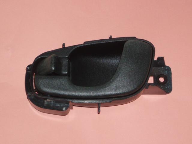 Daewoo lanos inside door black  handle front left door free s/h 4 doors