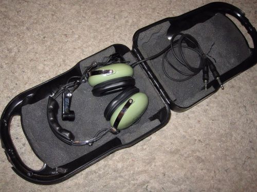 David clark aviation headset h10-30 with volume control hard case