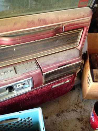 2 front and back, 1980s  lincoln continental  doors  complete electrical intact