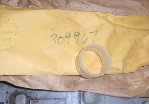 1 nos  evinrude johnson omc  nylon bushing  p/n 309967