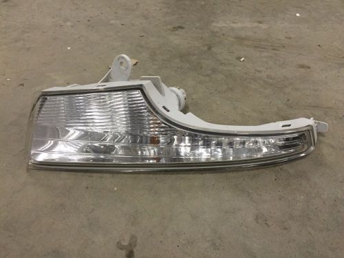 Used oem 2013-2014 nissan altima sedan parklamp-turn signal rh parklight light