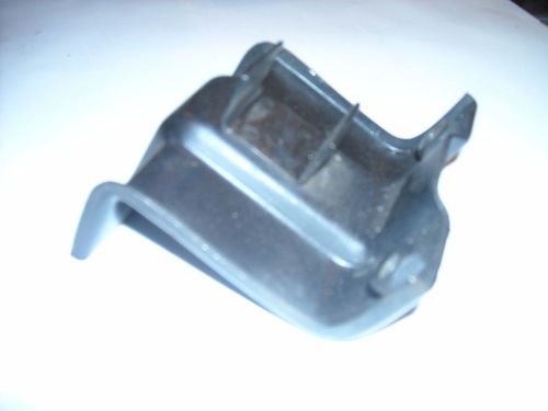 Radiatoror and fan shroud center bracket 66-67 corvette 327