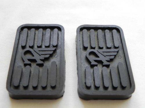 Austin healey sprite pedal pads pair a logo new!