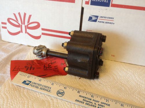 Studebaker oil pump, 1939 to 1947, and 1955 to 58.   item:  7272