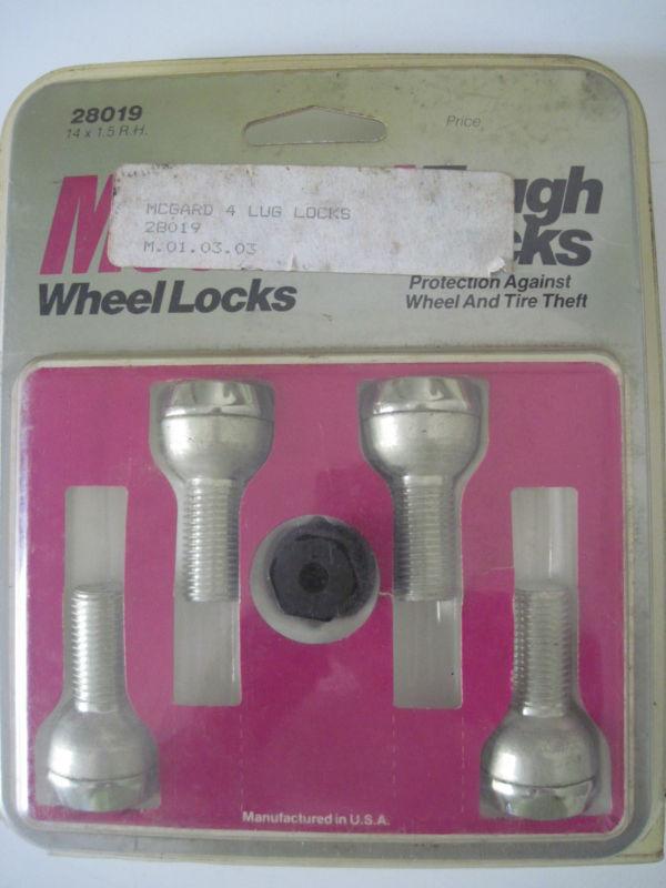 Porsche 914-4 standard wheel lock set (bolt). new.