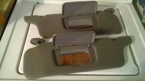 Oem 94-04 ford mustang coupe sunvisors pair driver passenger gray lh rh used
