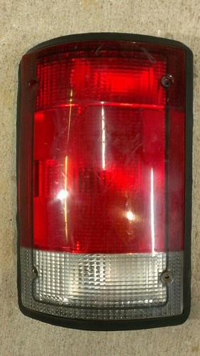 1995-2003 ford van lh oem factory passenger side tail light assembly used