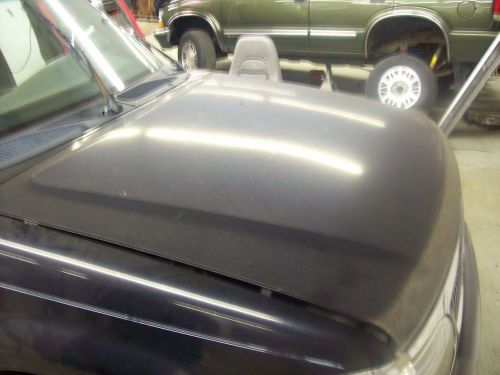 Hood 1997 mercury mountaineer - black