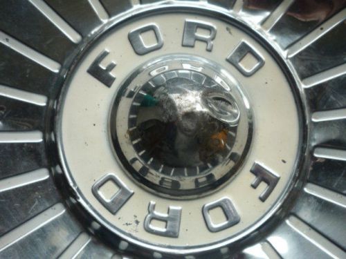 Vintage~ 1957 ford fairlane 14 inch decorative hubcap