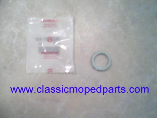 Honda express / na50 - nc50  model's  (1) exhaust pipe / muffler - gasket  (nos)