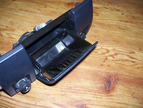 99-04 jeep grand cherokee dash ash tray outlets 03 02