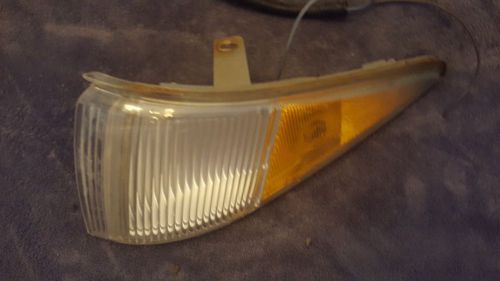 94-95 buick skylark park corner light turn signal marker lamp left driver side l