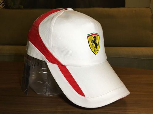 Official genuine men’s ferrari scuderia shield &#034;italian passion&#034; cap white