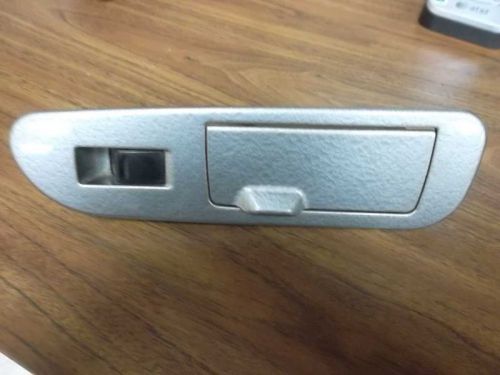 Rear window switch rh toyota sequoia 01 02 03 04 05 2005 2004 2003 2002 2001