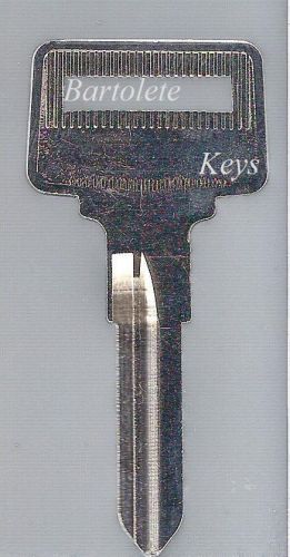 Key blank fits volvo 240 740 760 780